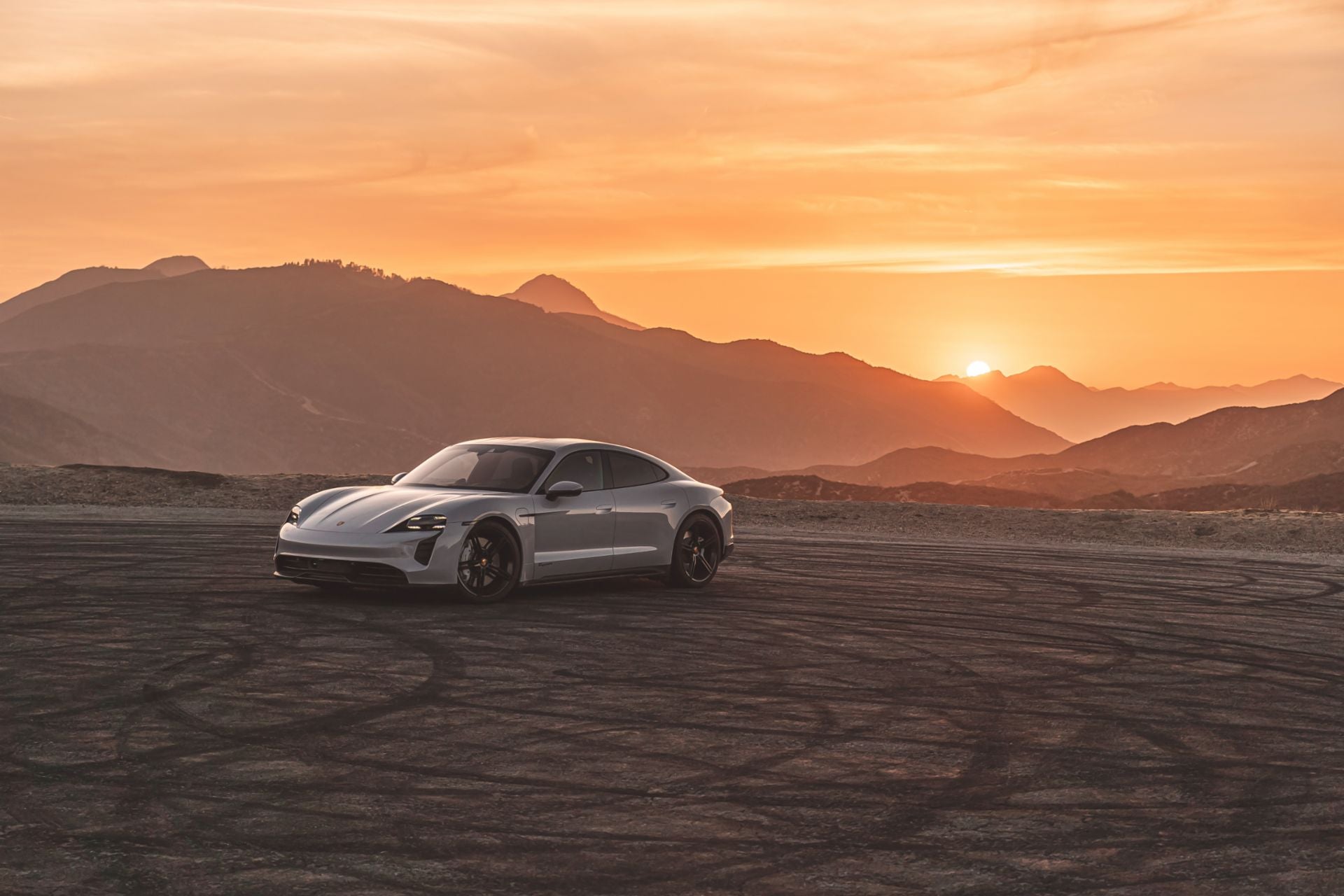  2023 Porsche Taycan