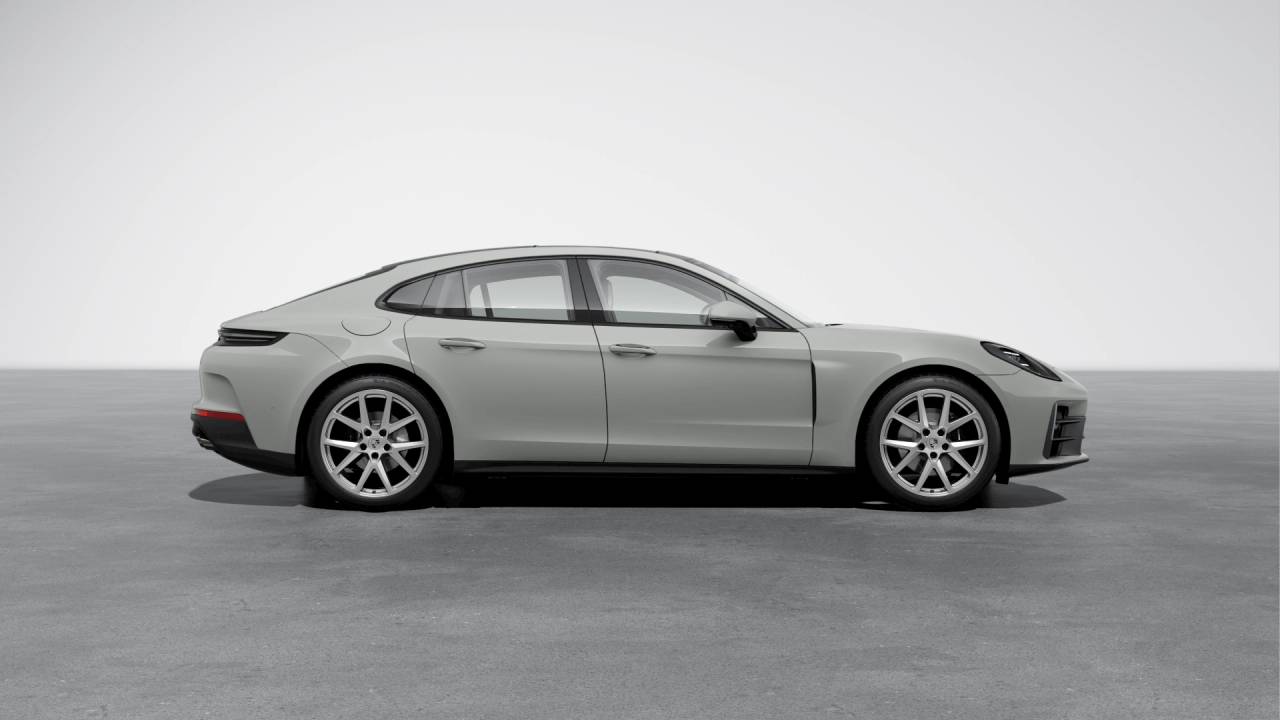 2026 Porsche Panamera Base