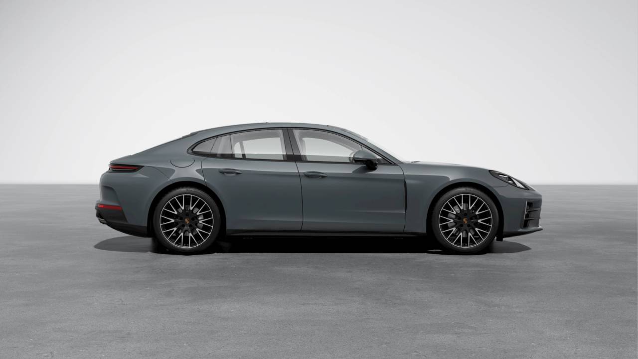2026 Porsche Panamera Base