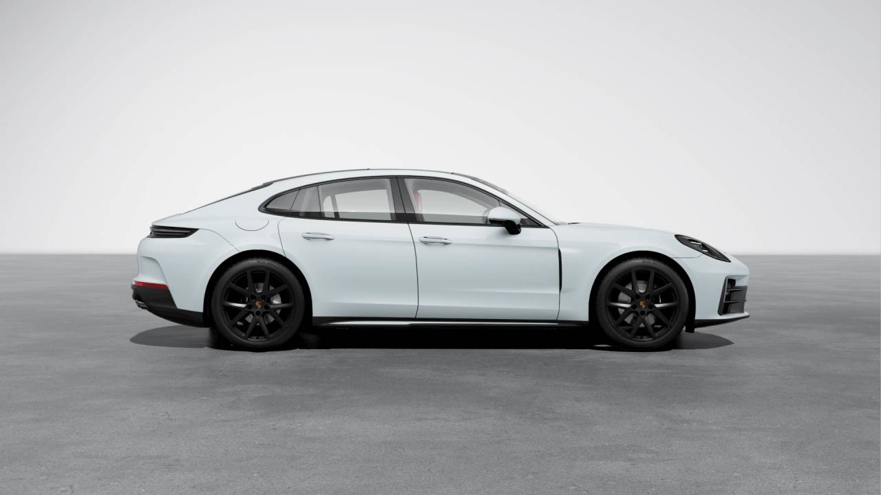2026 Porsche Panamera Base