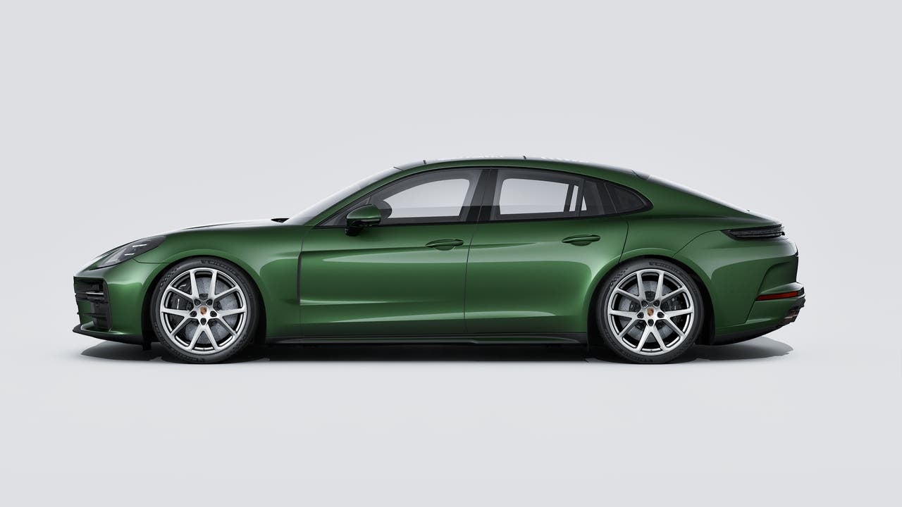 2027 Porsche Panamera Panamera GTS