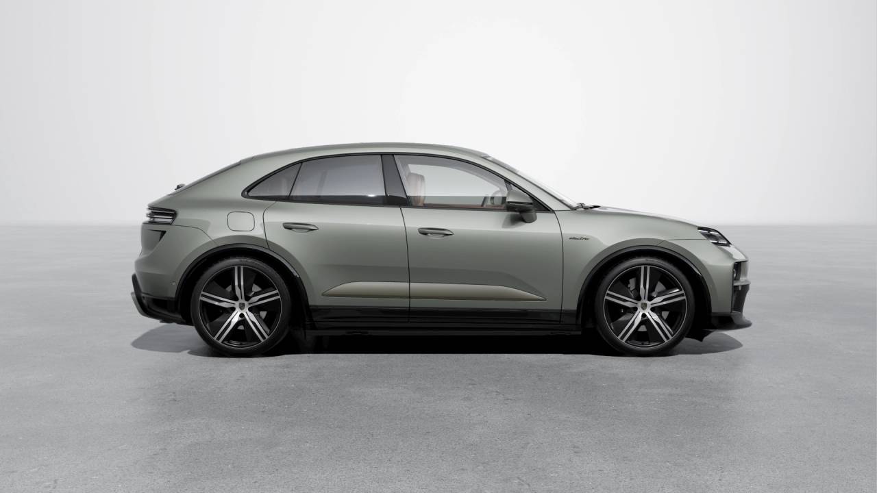 2026 Porsche Macan Turbo Electric