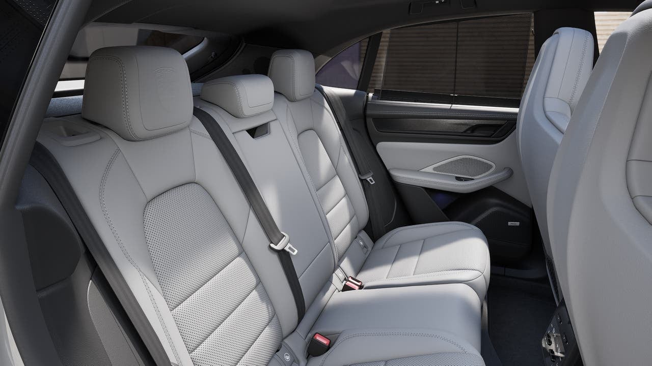 2026 Porsche Macan Macan GTS Electric