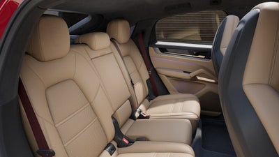 2027 Porsche Cayenne Cayenne GTS Coupe