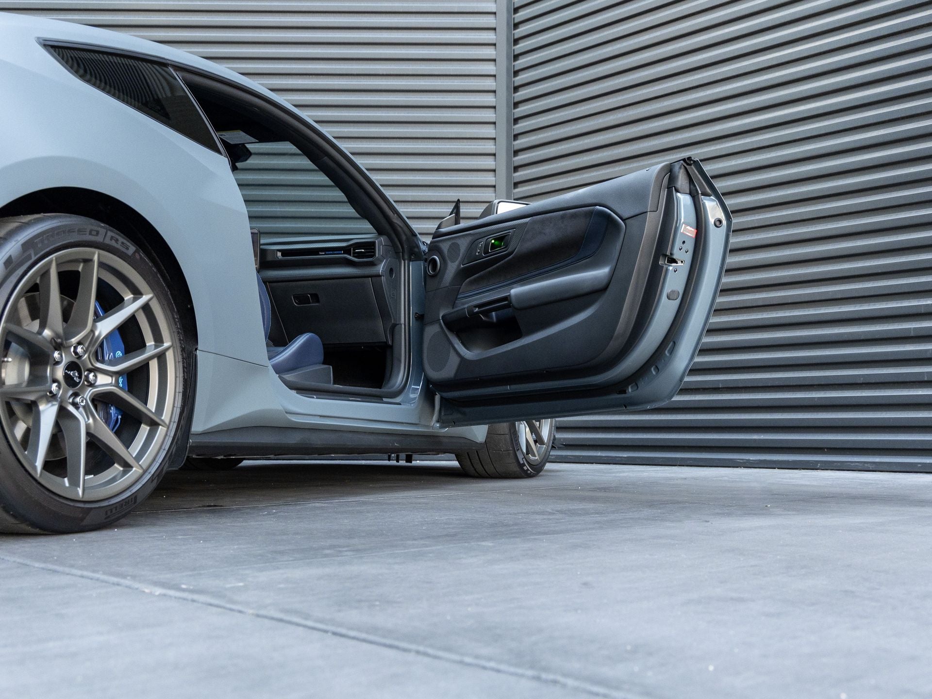 2025 Ford Mustang Dark Horse