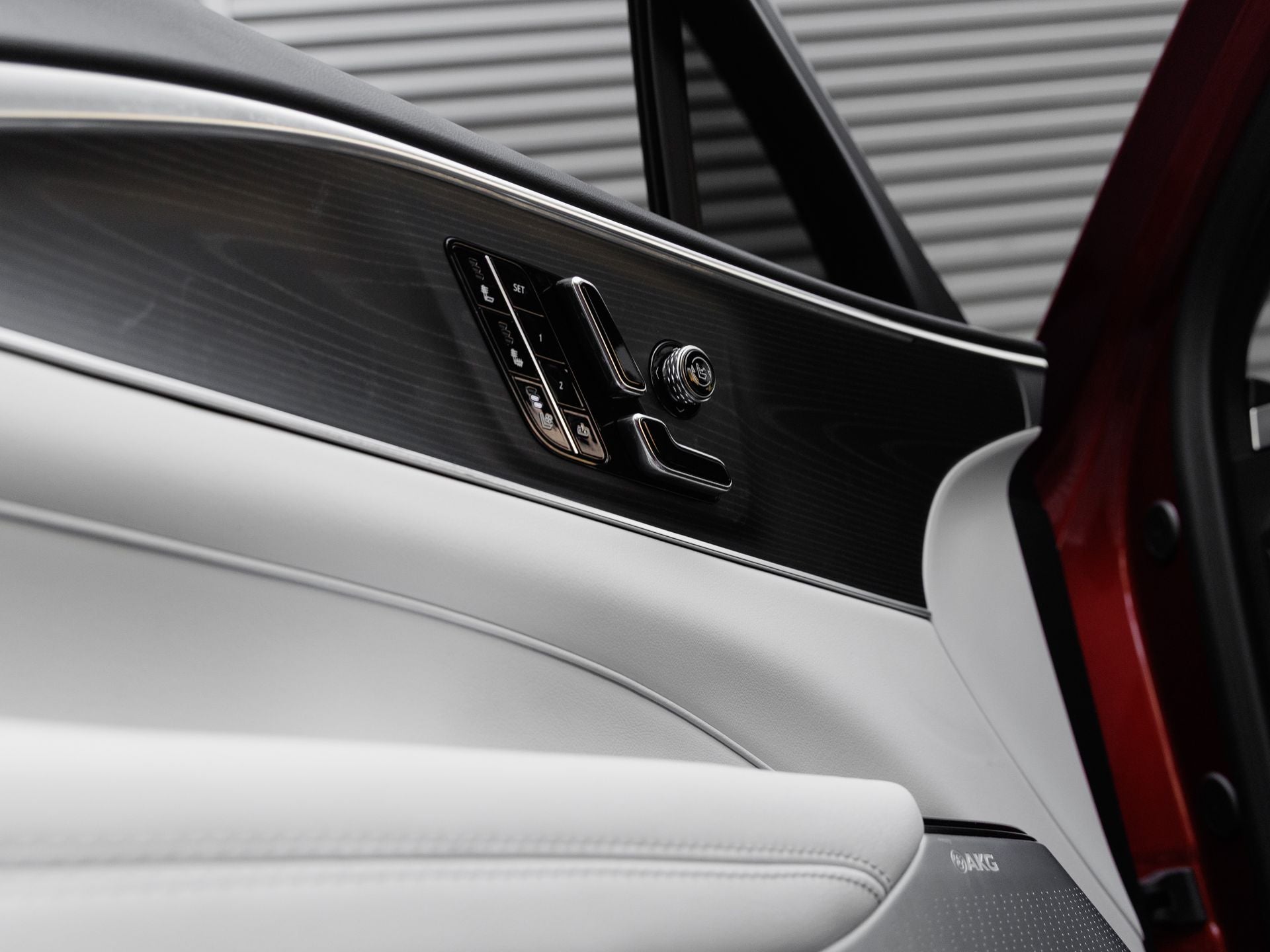2025 Cadillac LYRIQ Sport