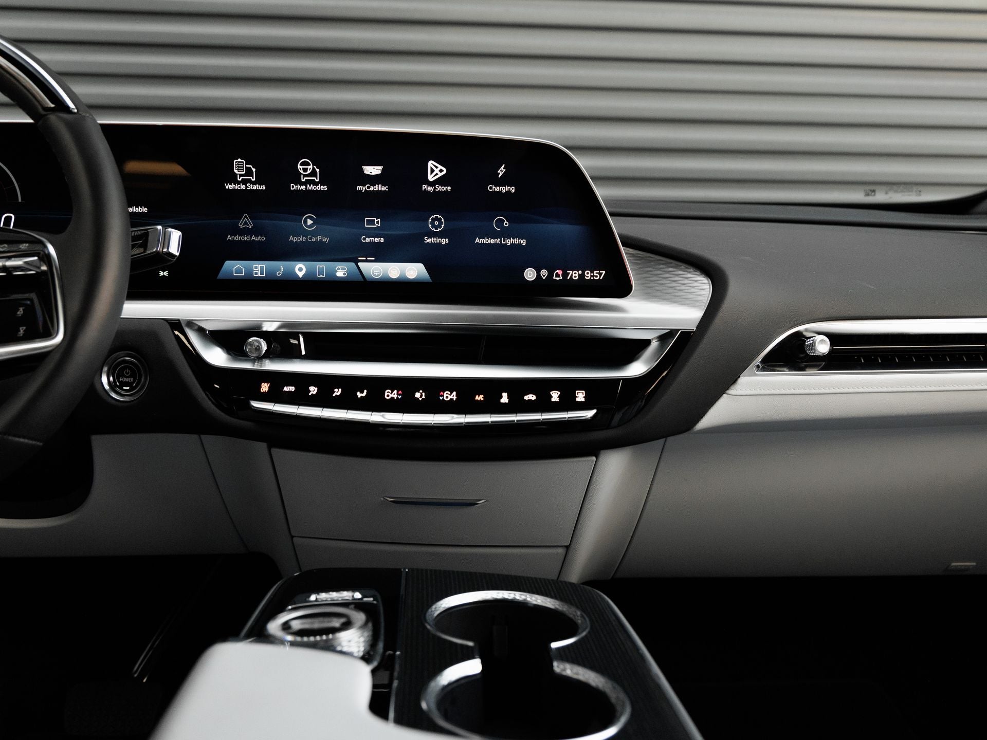 2025 Cadillac LYRIQ Sport