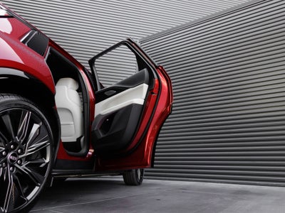 2025 Cadillac LYRIQ Sport