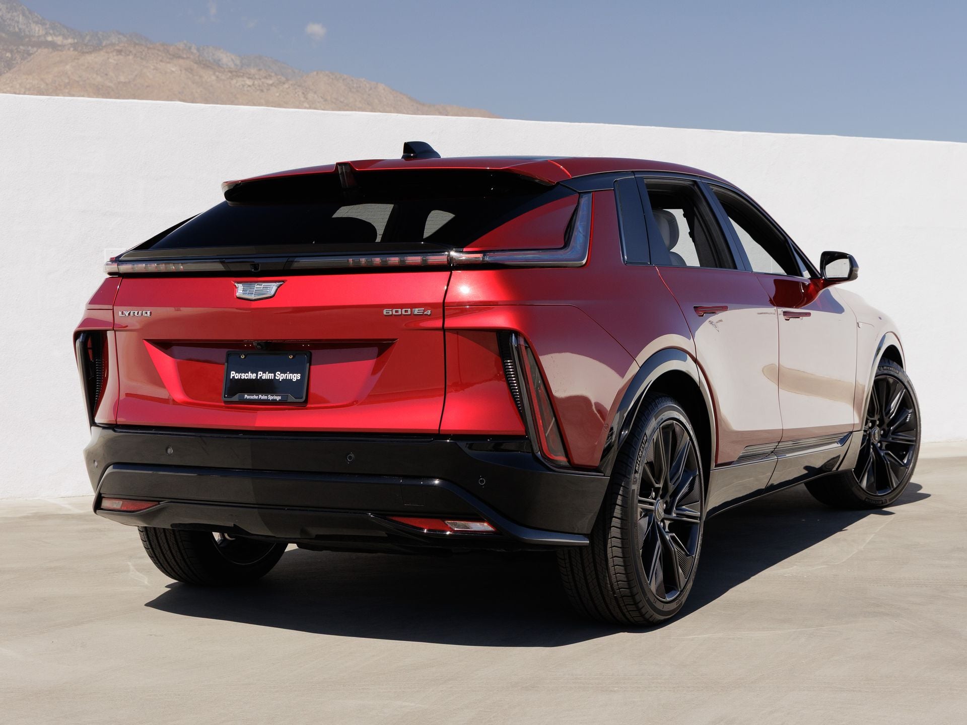 2025 Cadillac LYRIQ Sport