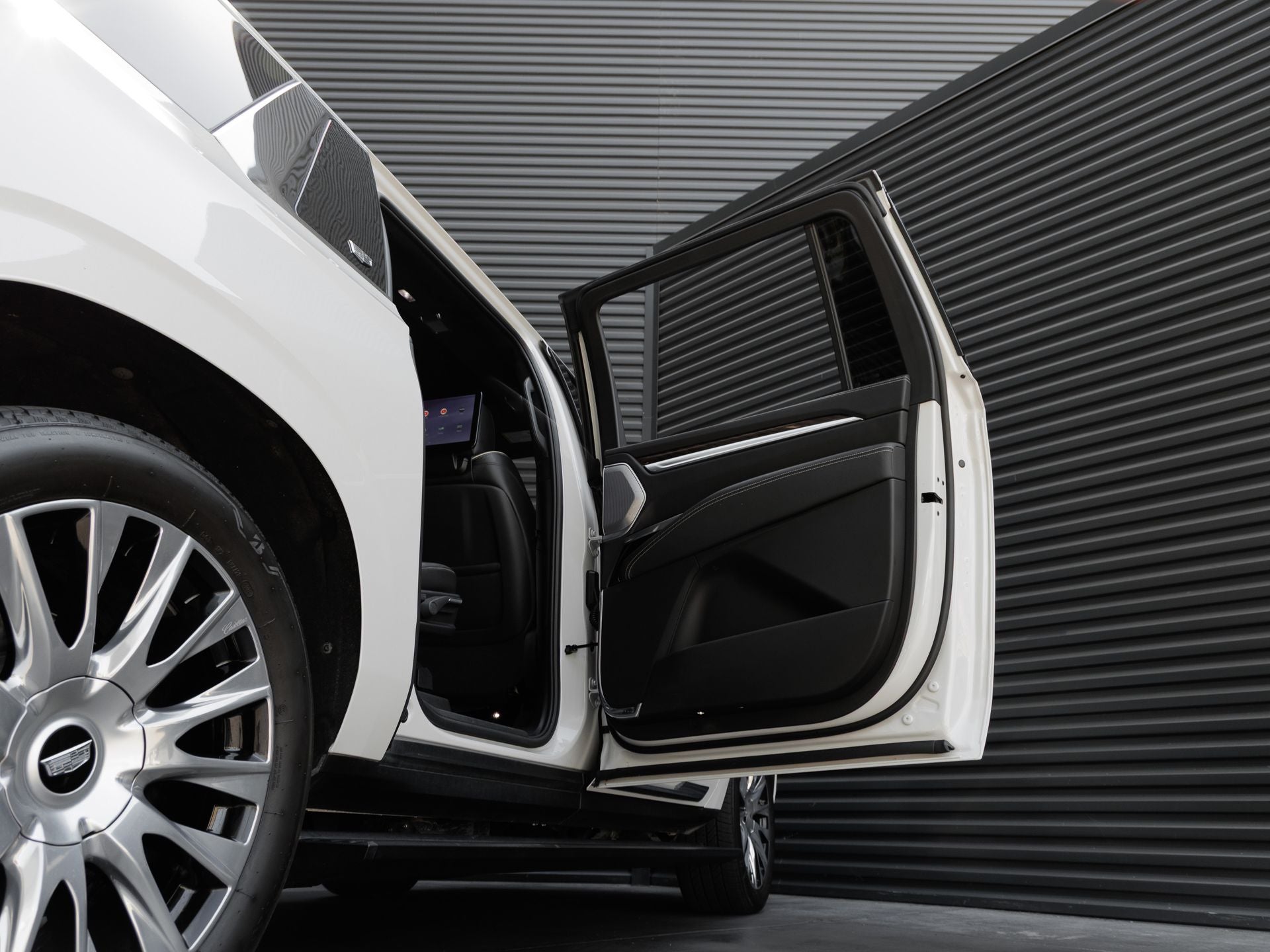 2025 Cadillac Escalade ESV Premium Luxury Platinum
