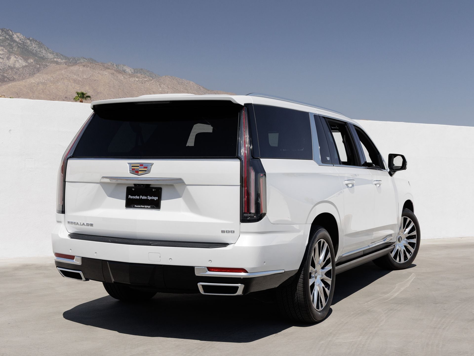 2025 Cadillac Escalade ESV Premium Luxury Platinum