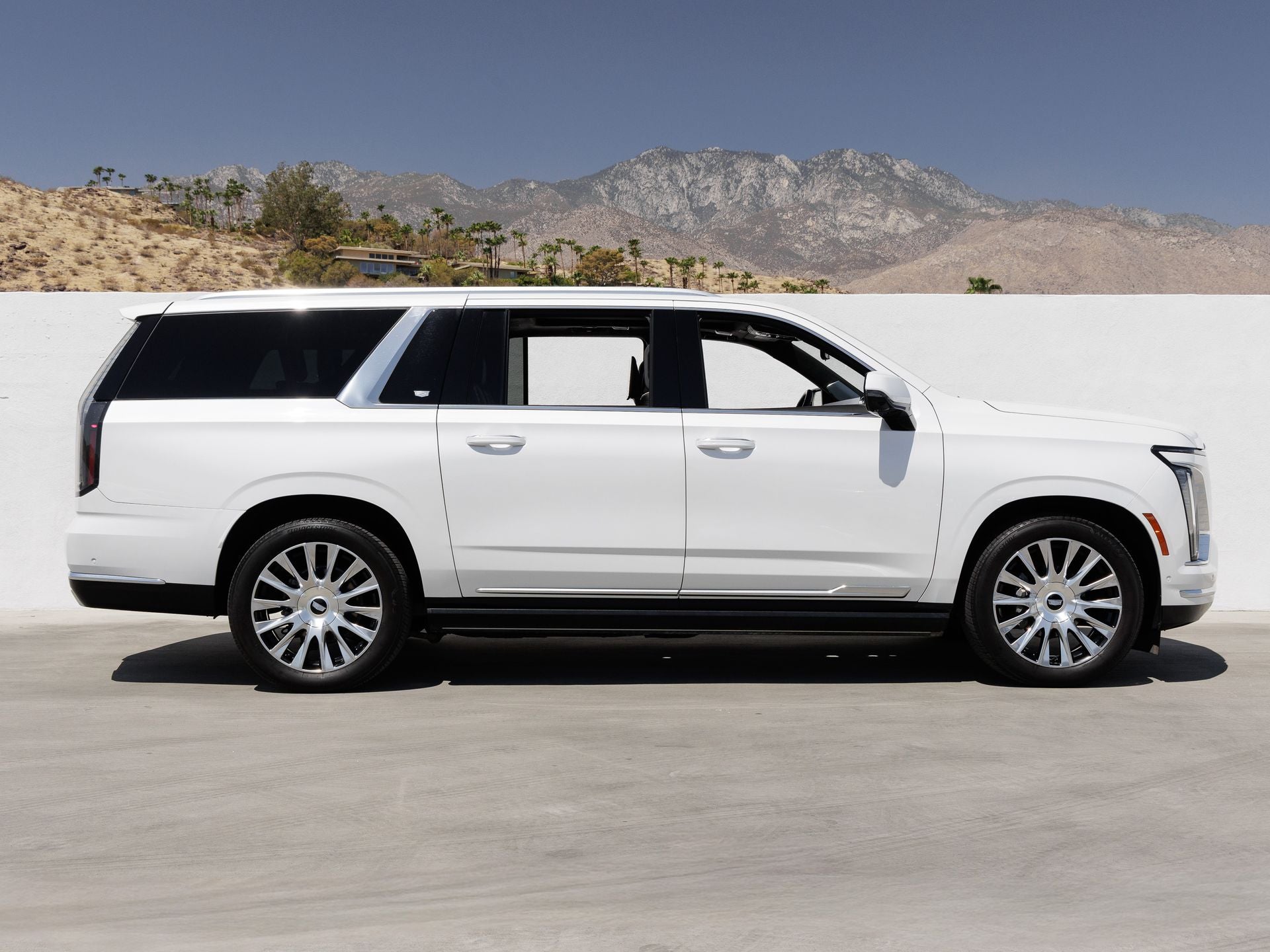 2025 Cadillac Escalade ESV Premium Luxury Platinum