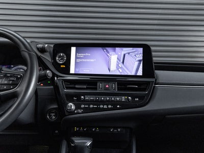 2023 Lexus ES 300h