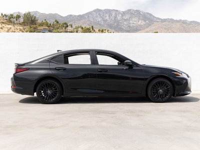 2023 Lexus ES 300h