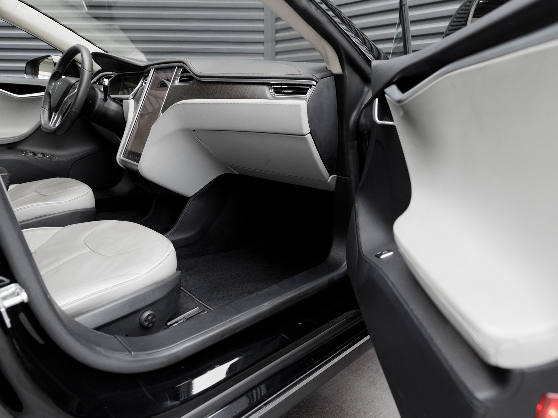 2013 Tesla Model S Performance