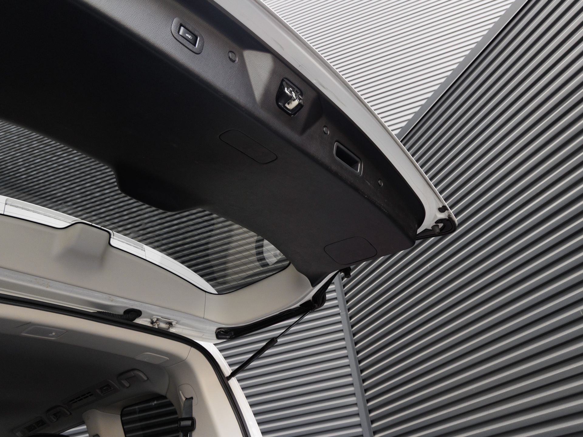 2021 INFINITI QX80 Premium Select