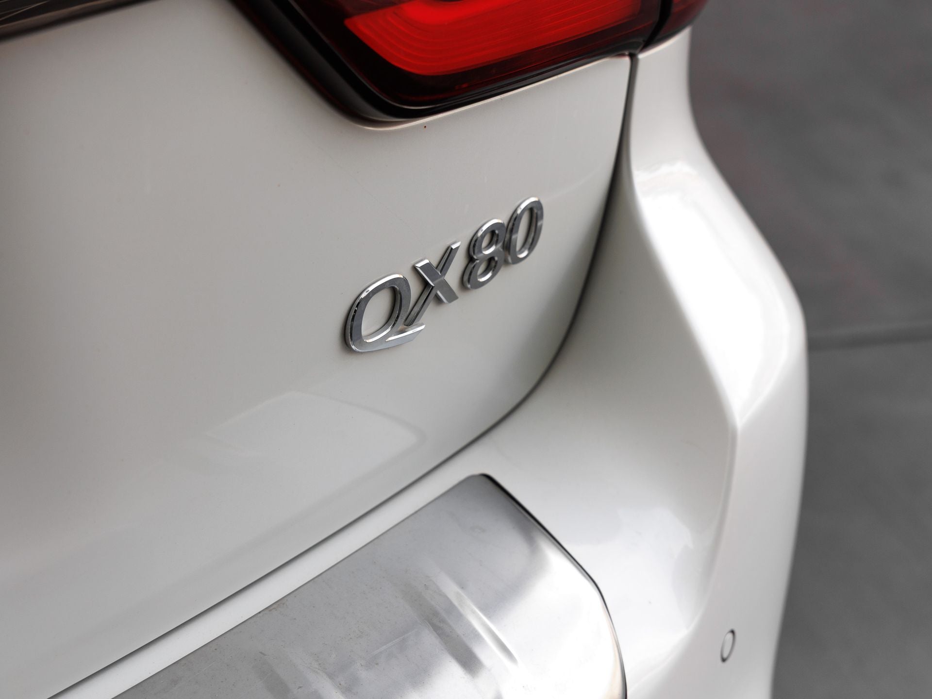 2021 INFINITI QX80 Premium Select