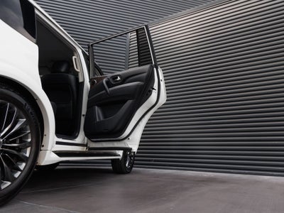 2021 INFINITI QX80 Premium Select