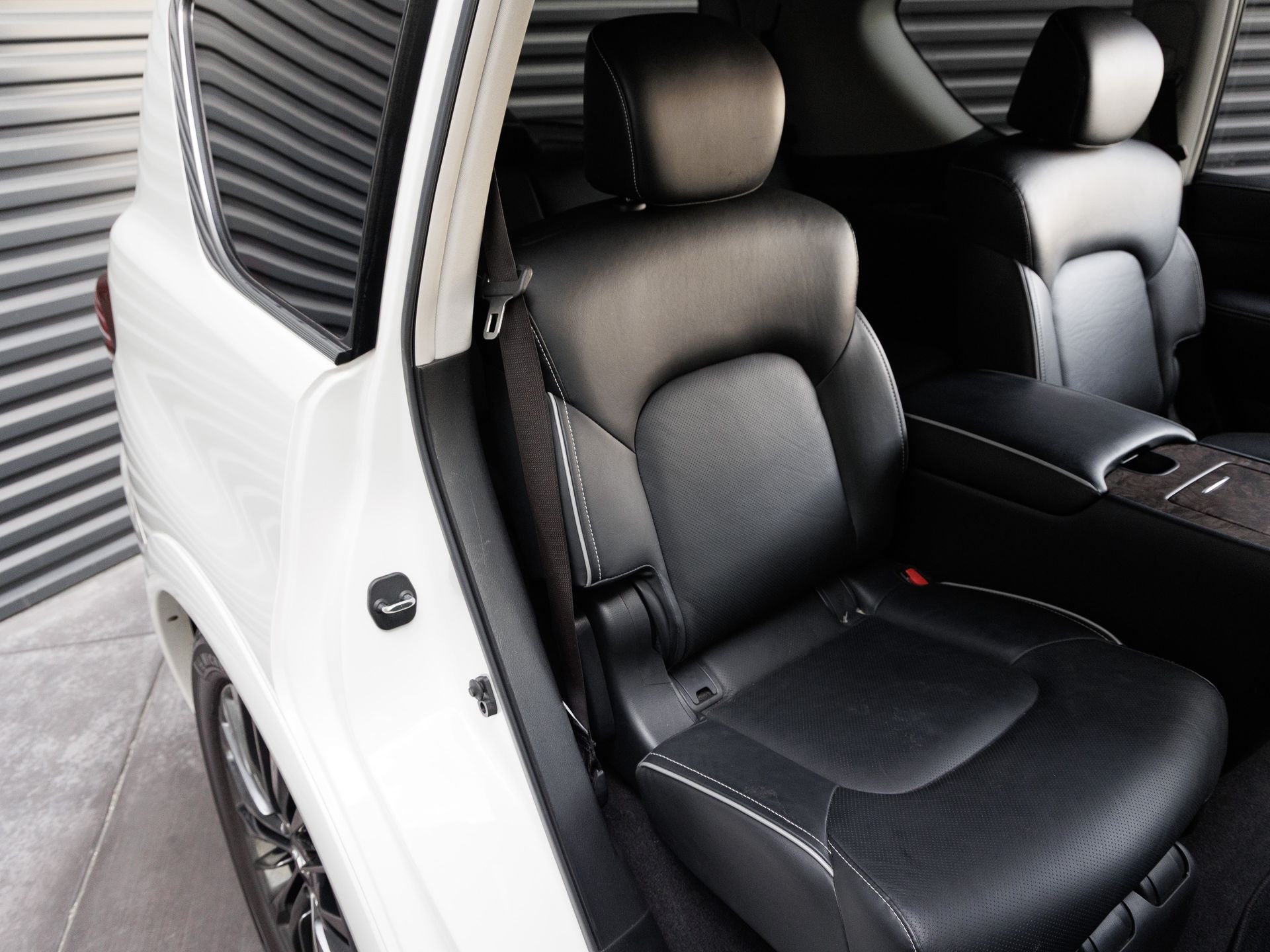 2021 INFINITI QX80 Premium Select