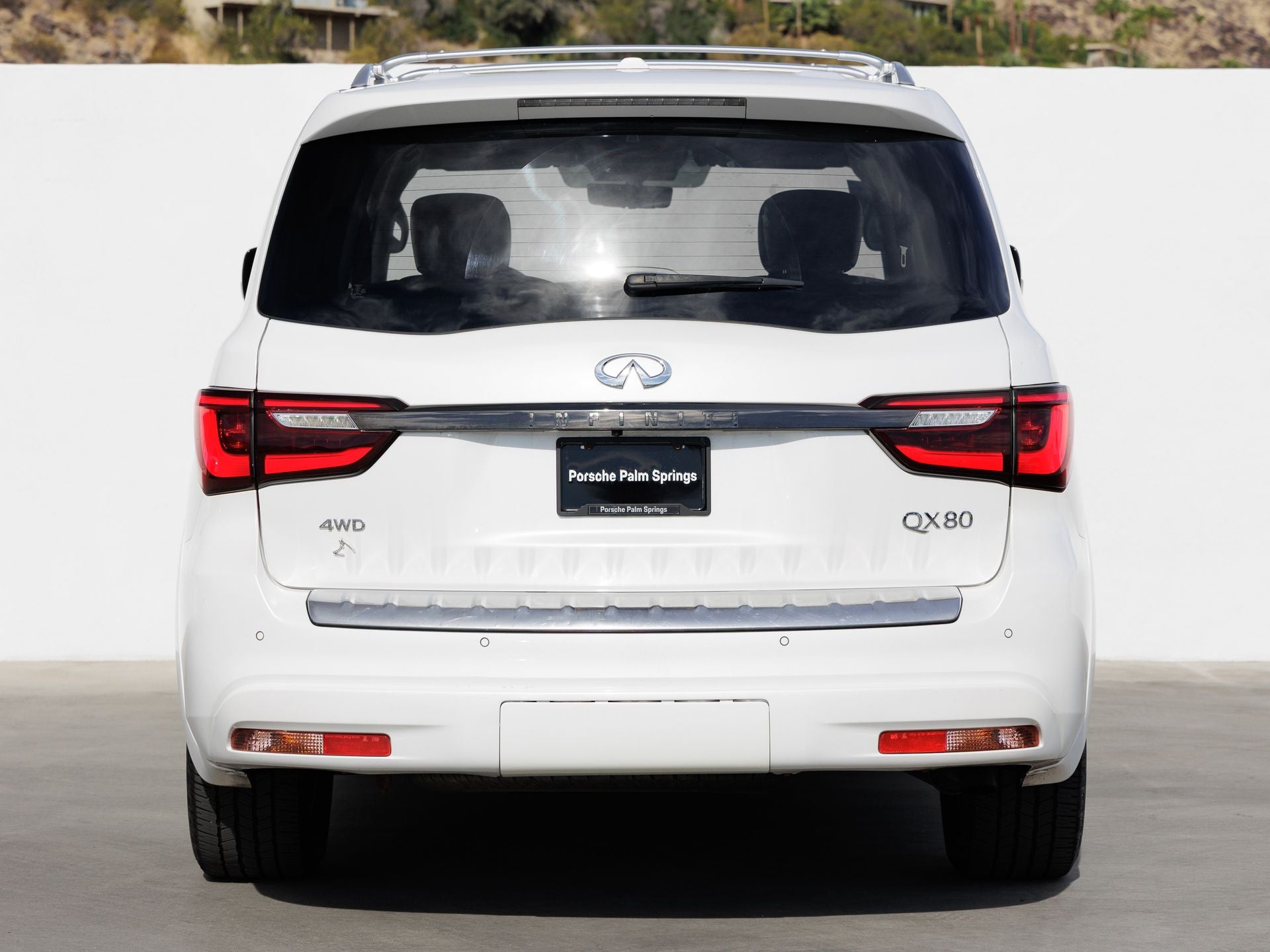 2021 INFINITI QX80 Premium Select