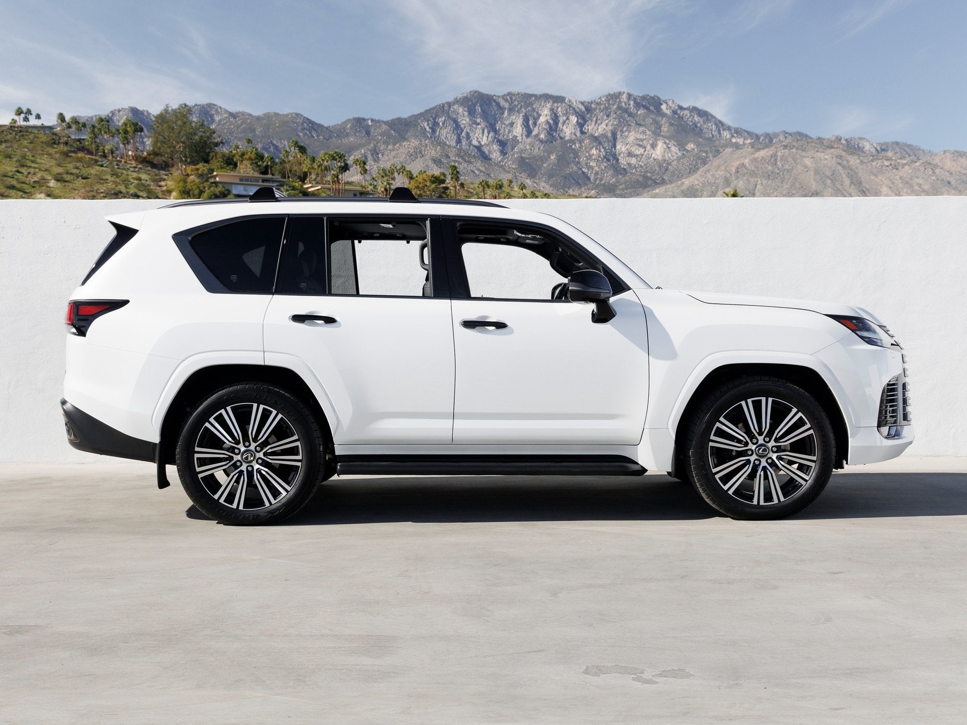 2024 Lexus LX 600 Luxury