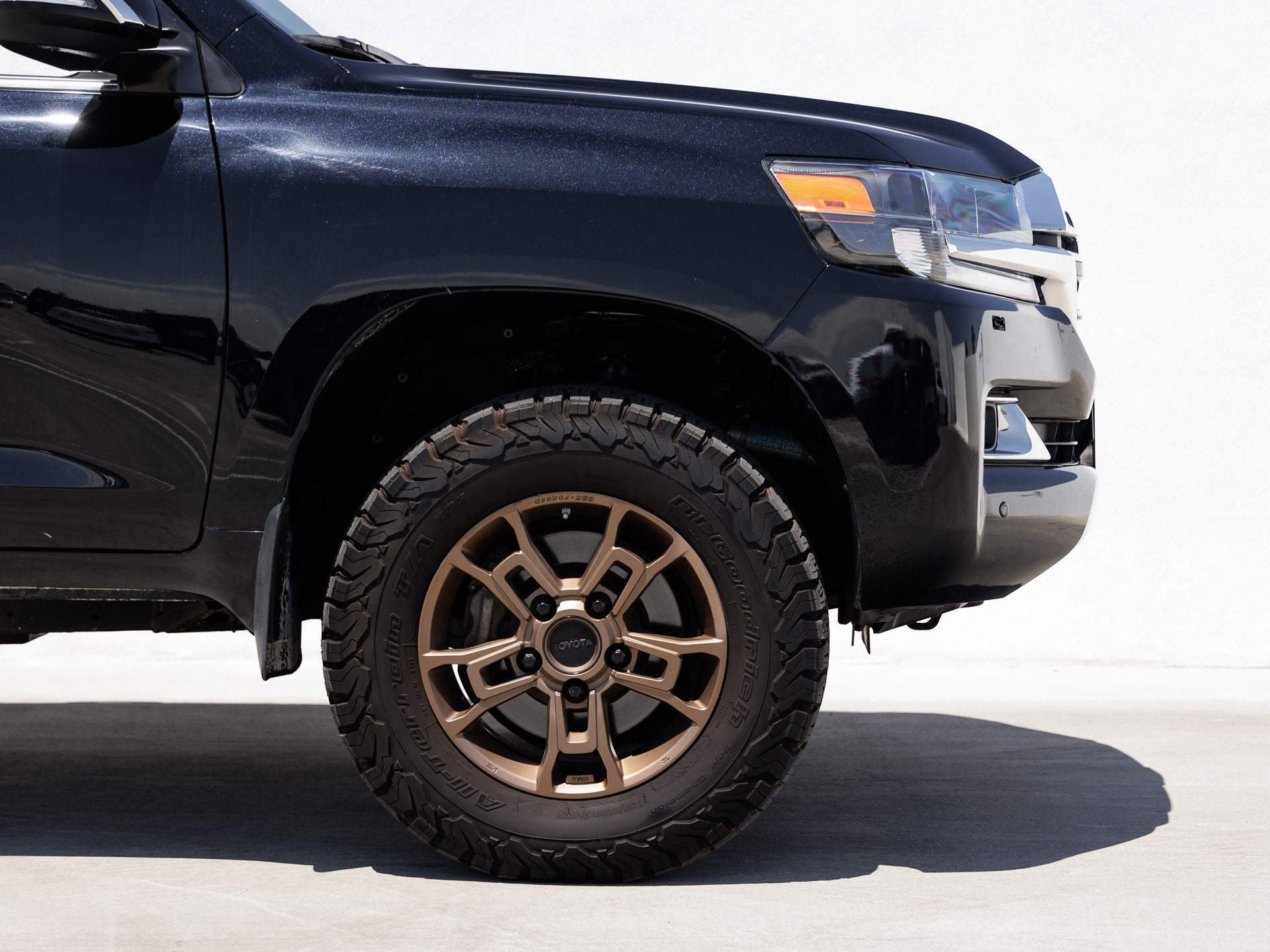 2020 Toyota Land Cruiser Heritage Edition