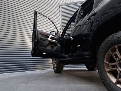 2020 Toyota Land Cruiser Heritage Edition