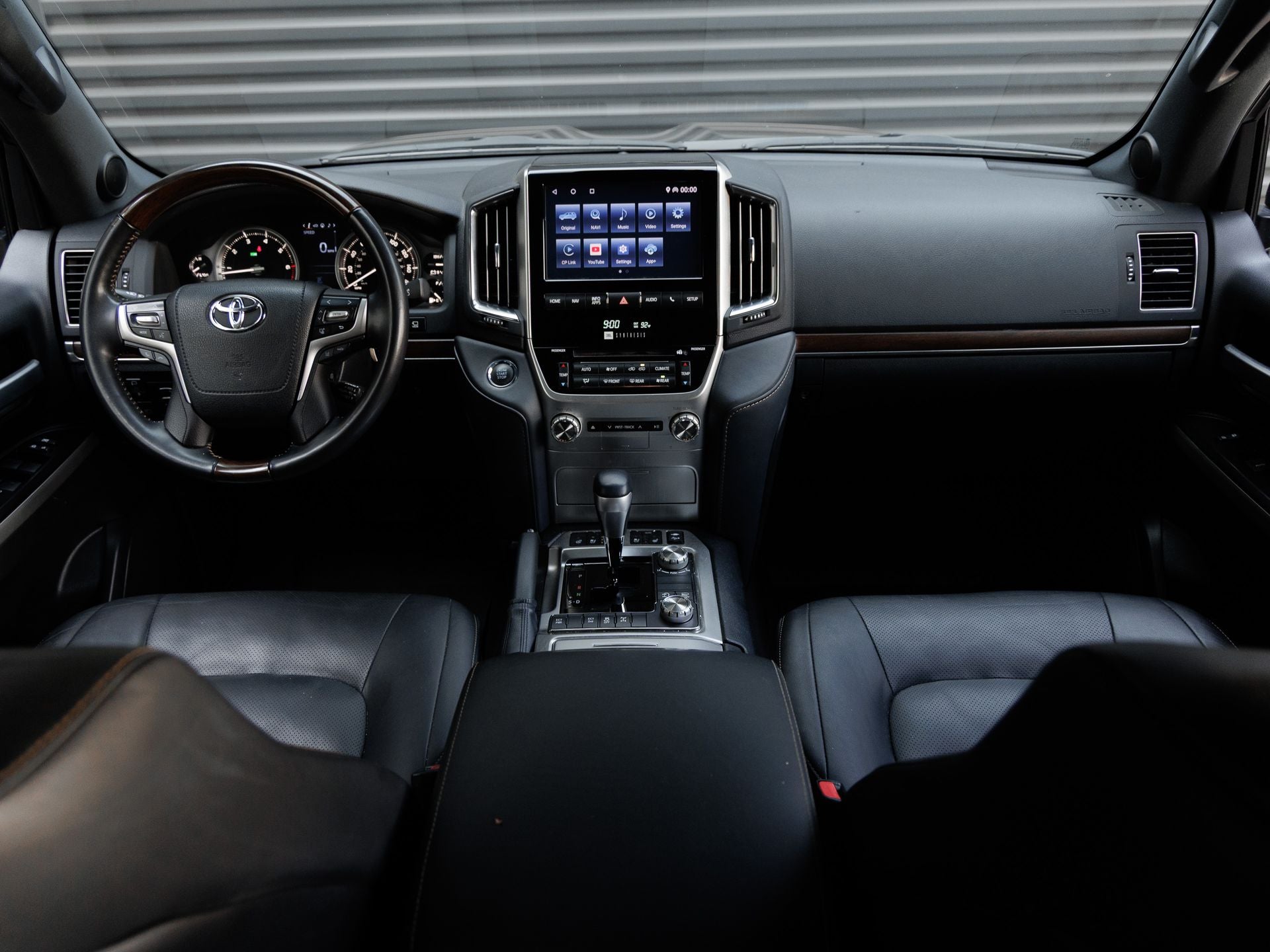 2020 Toyota Land Cruiser Heritage Edition