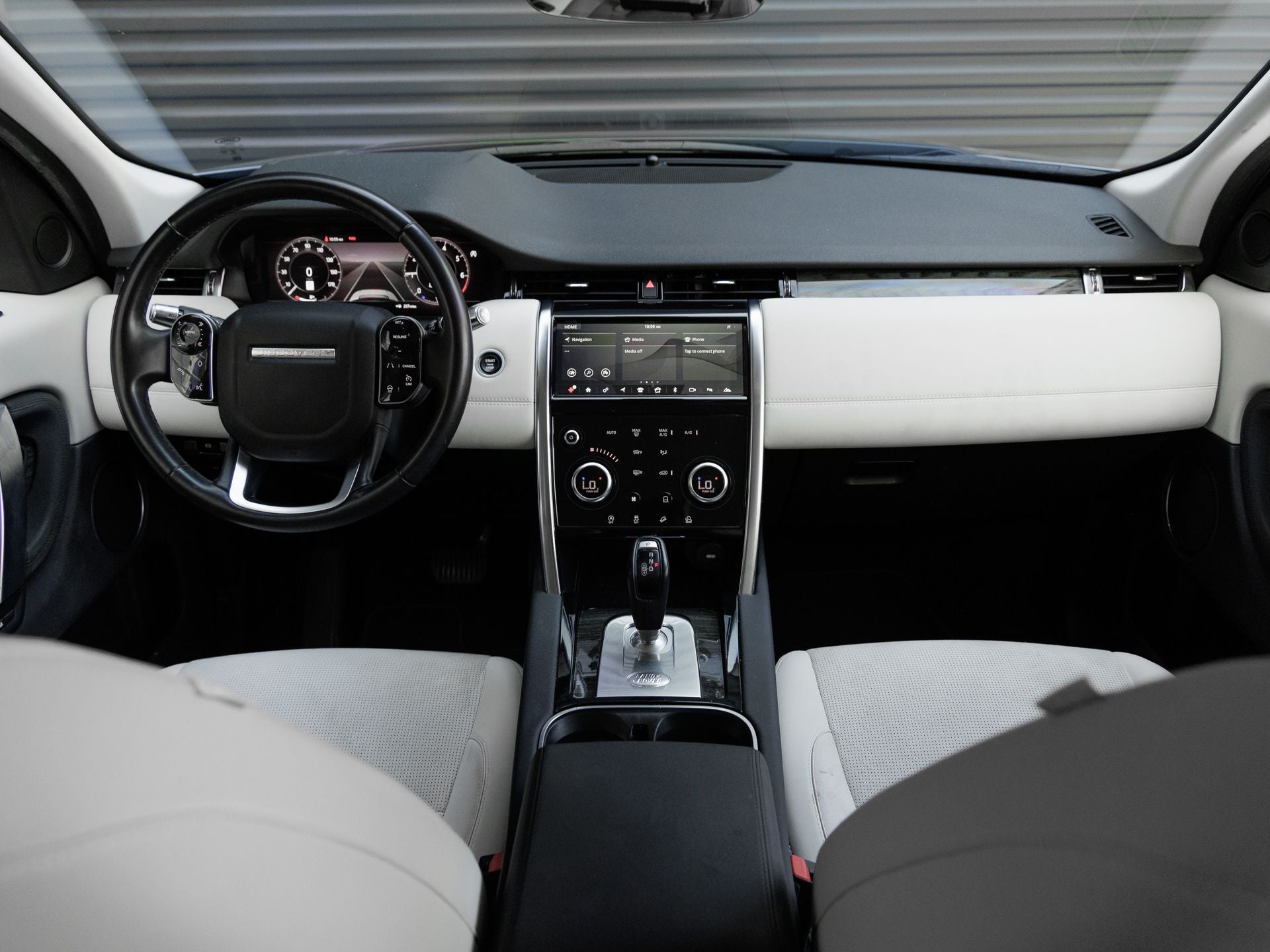 2020 Land Rover Discovery Sport SE