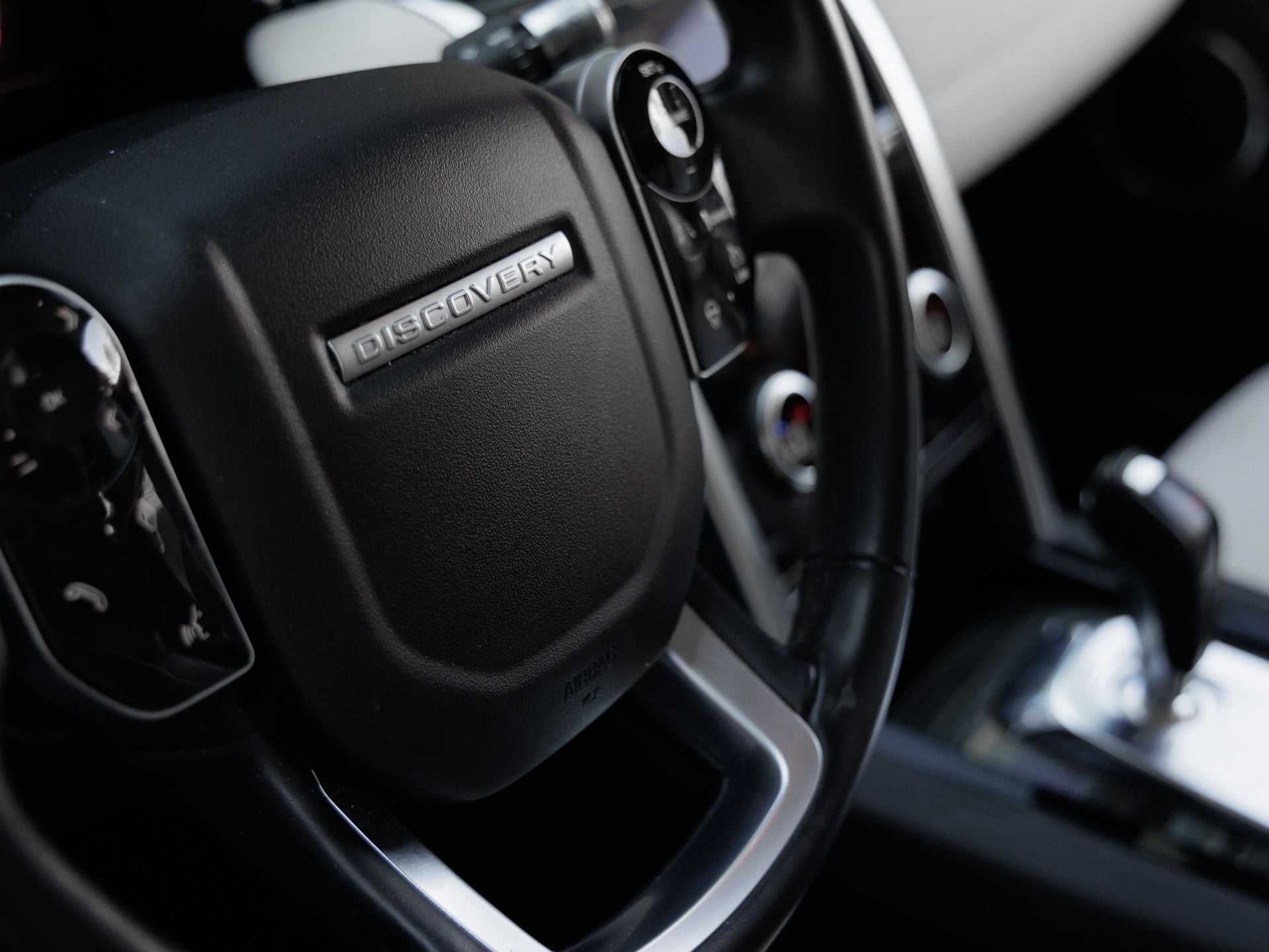 2020 Land Rover Discovery Sport SE