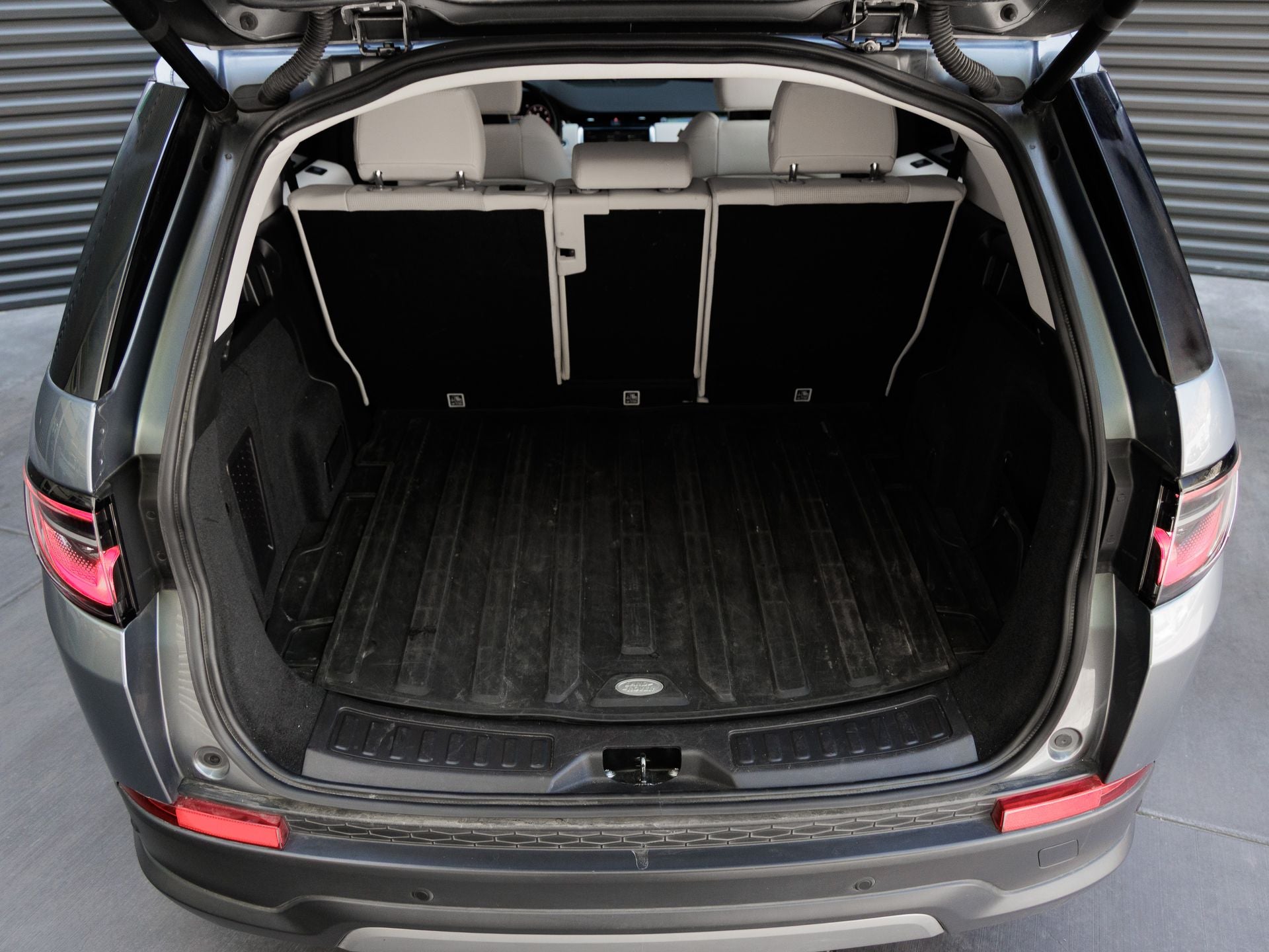 2020 Land Rover Discovery Sport SE