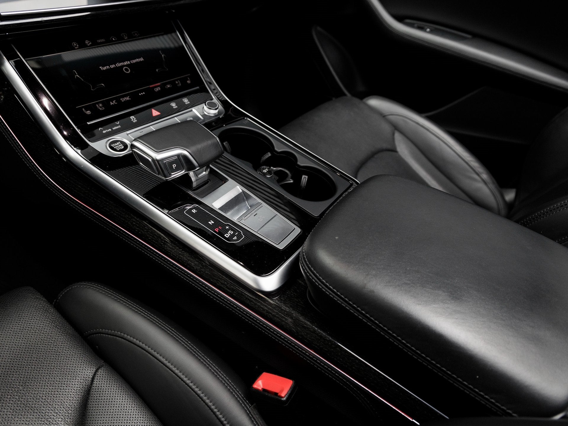 2022 Audi Q8 55 Prestige quattro