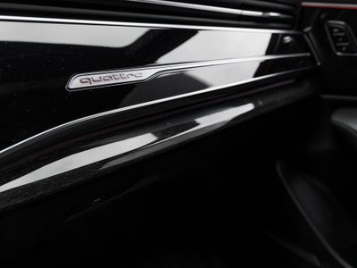 2022 Audi Q8 55 Prestige quattro