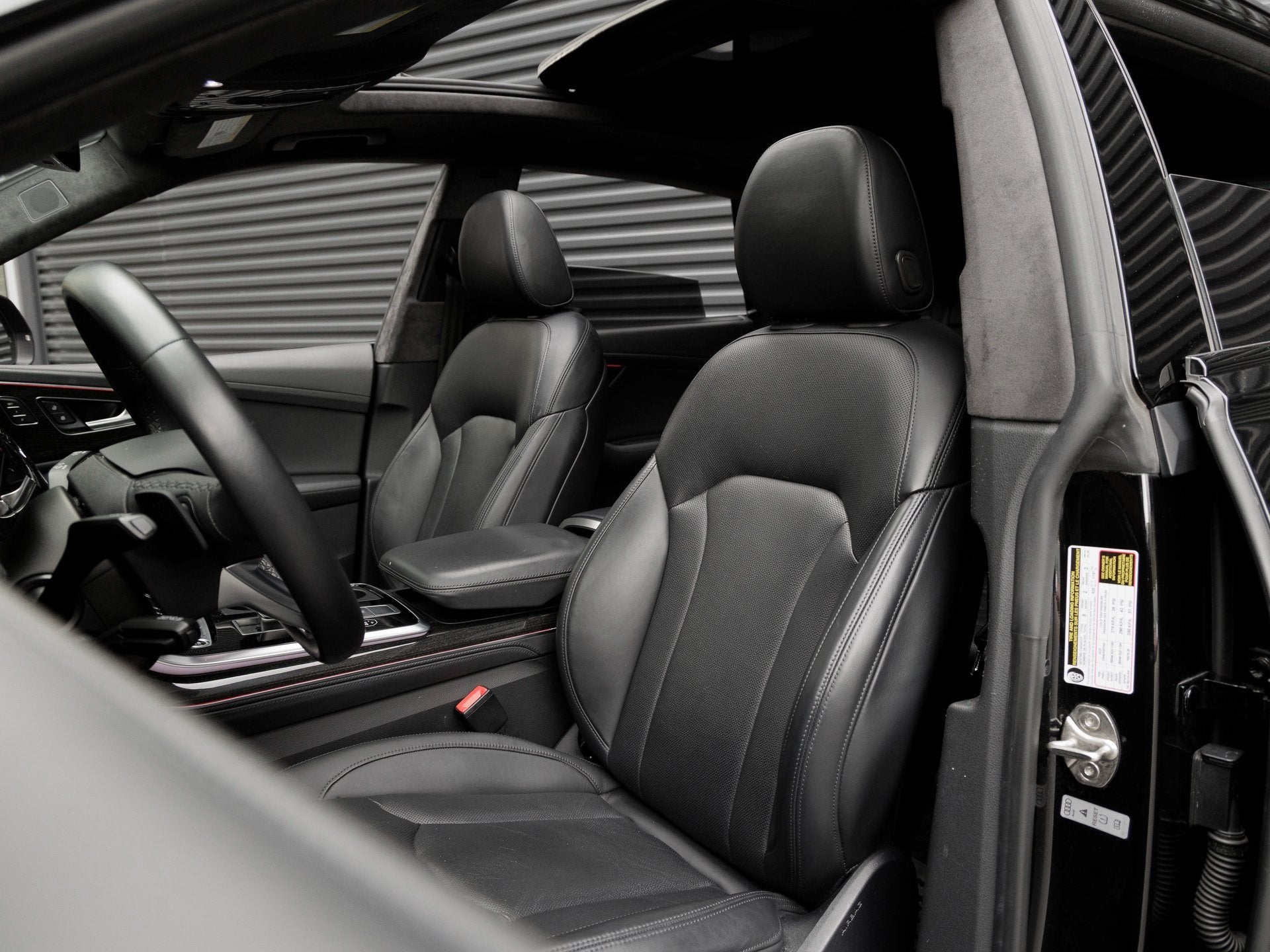 2022 Audi Q8 55 Prestige quattro