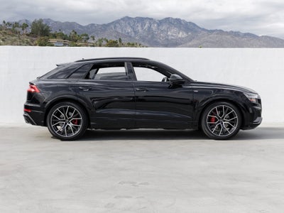 2022 Audi Q8 55 Prestige quattro