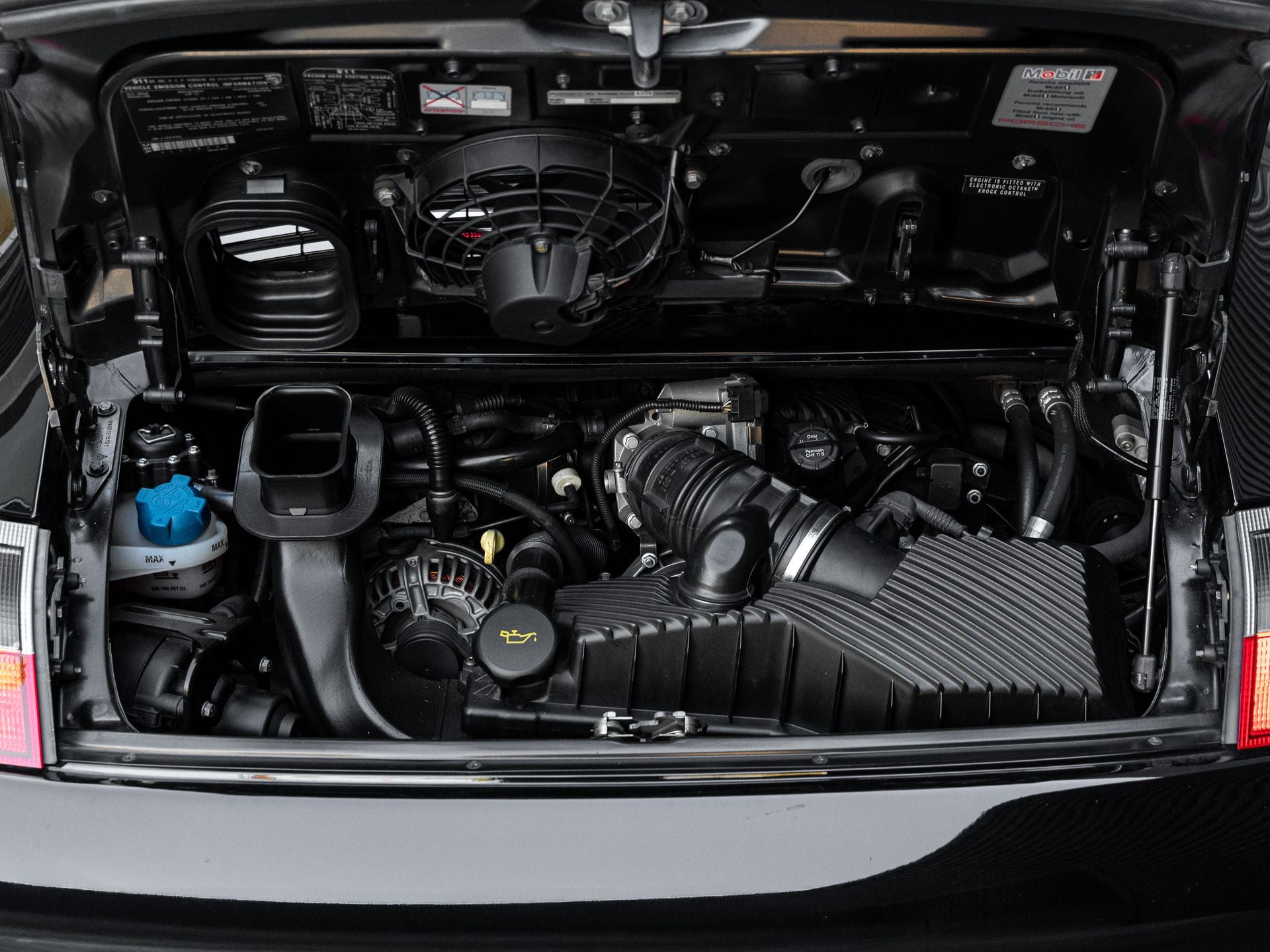 2001 Porsche 911 911 Carrera Coupe