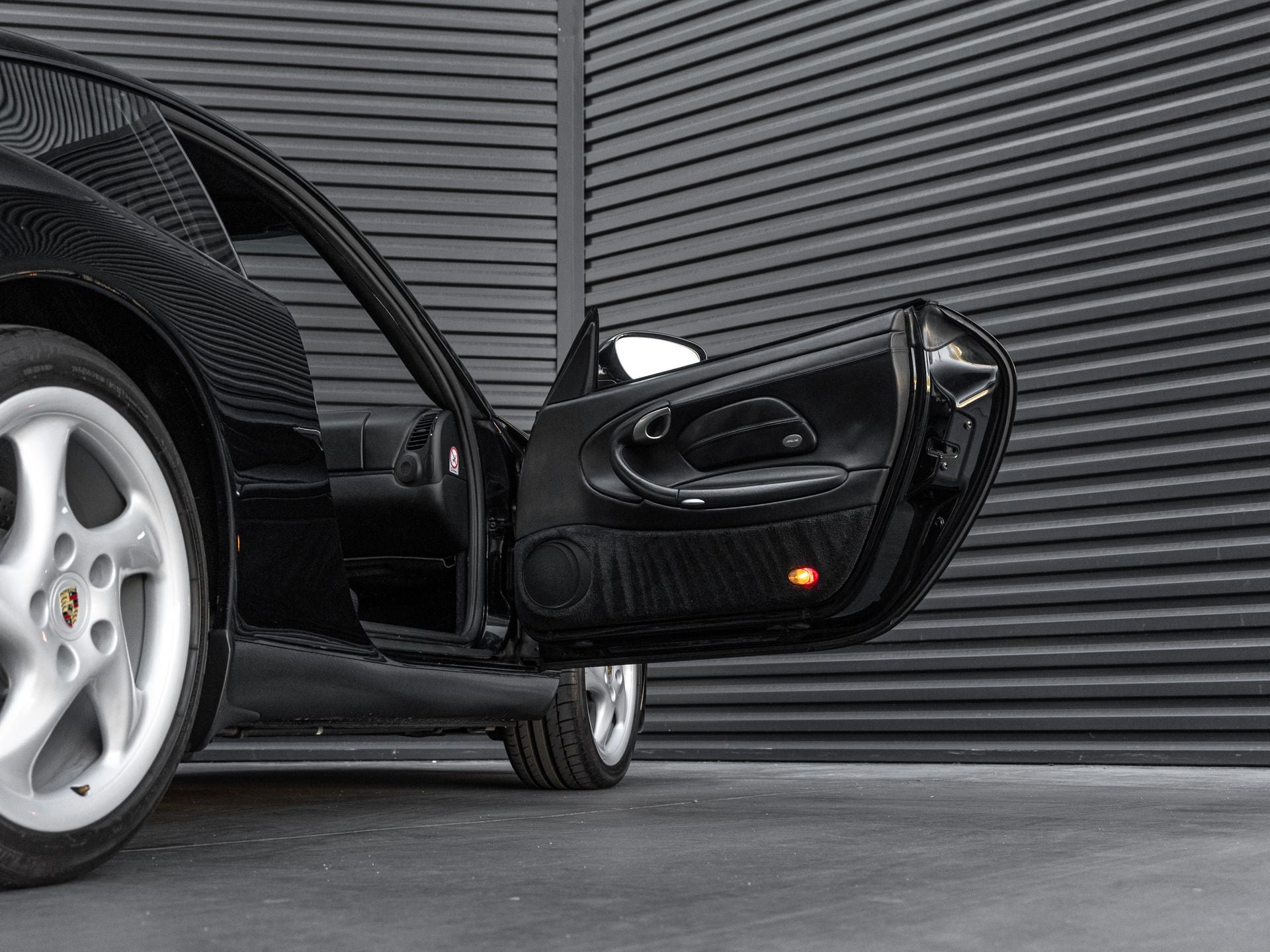 2001 Porsche 911 911 Carrera Coupe