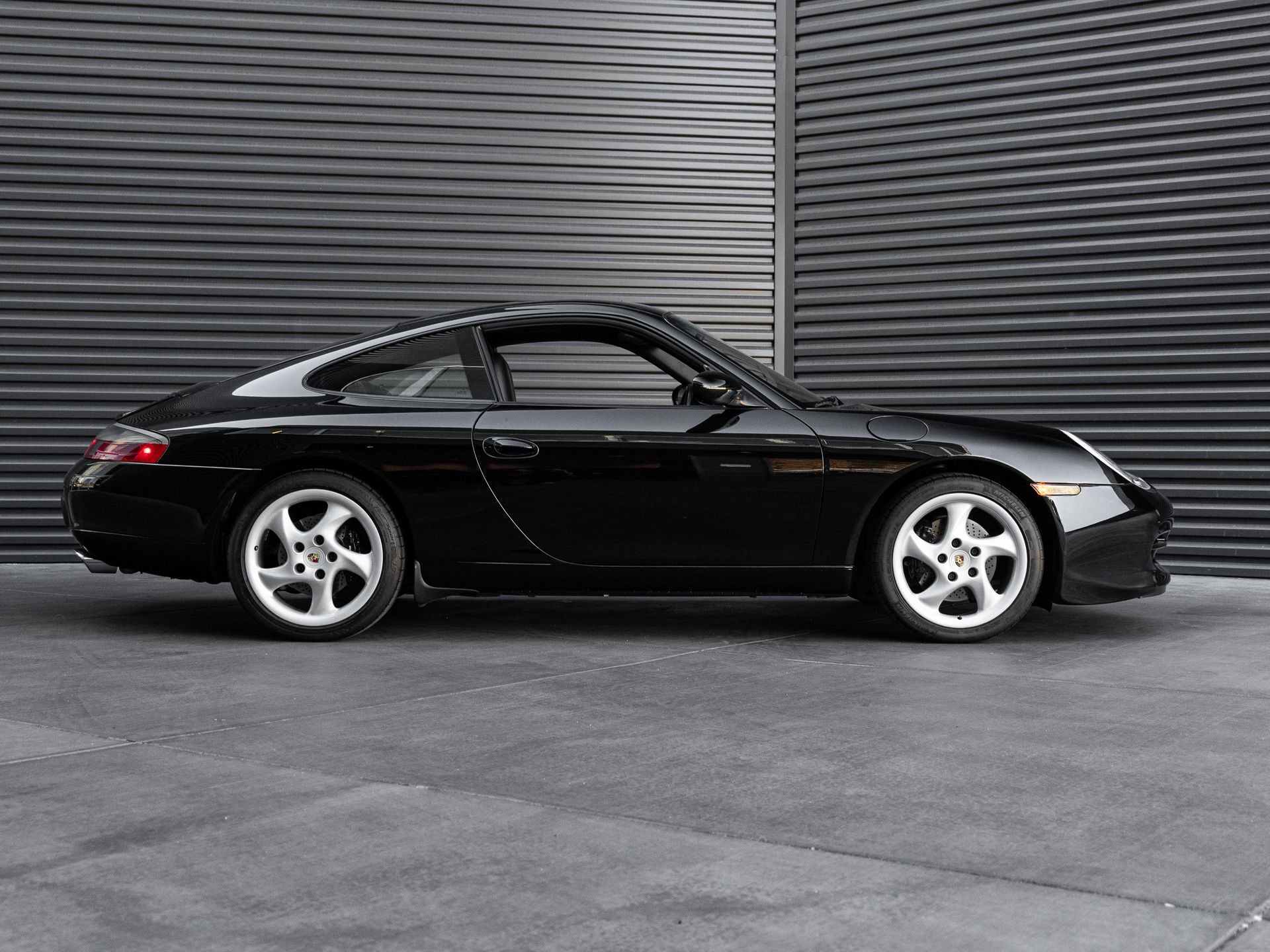 2001 Porsche 911 911 Carrera Coupe