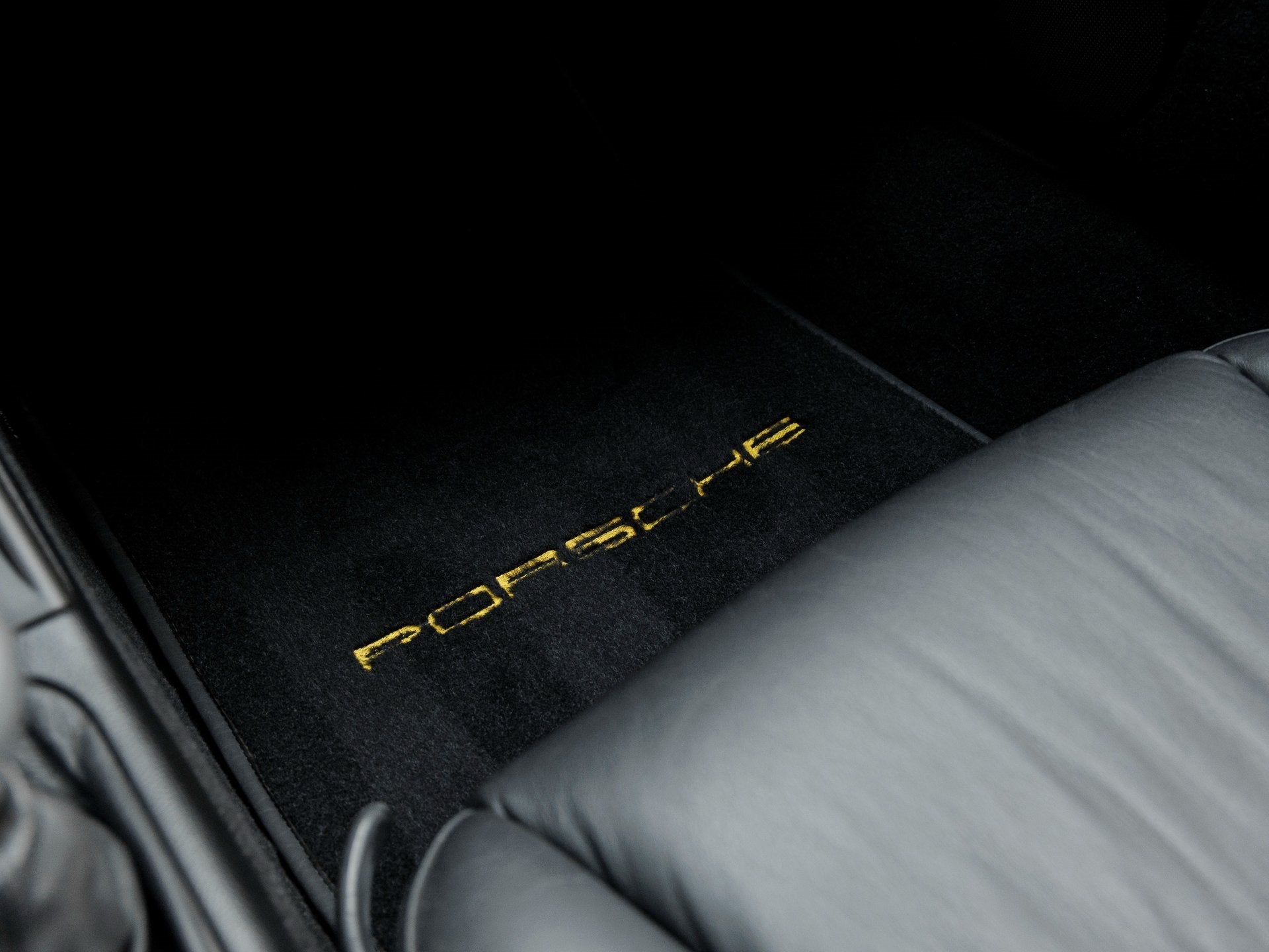 1998 Porsche 911 911 Carrera 4S Coupe