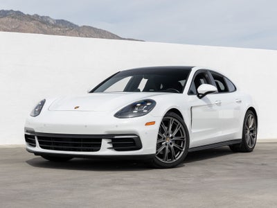 2020 Porsche Panamera Panamera