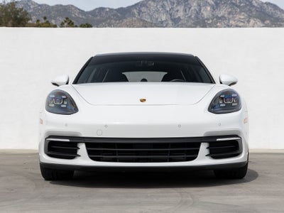 2020 Porsche Panamera Panamera