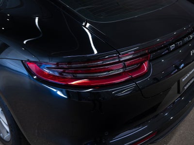 2020 Porsche Panamera Base