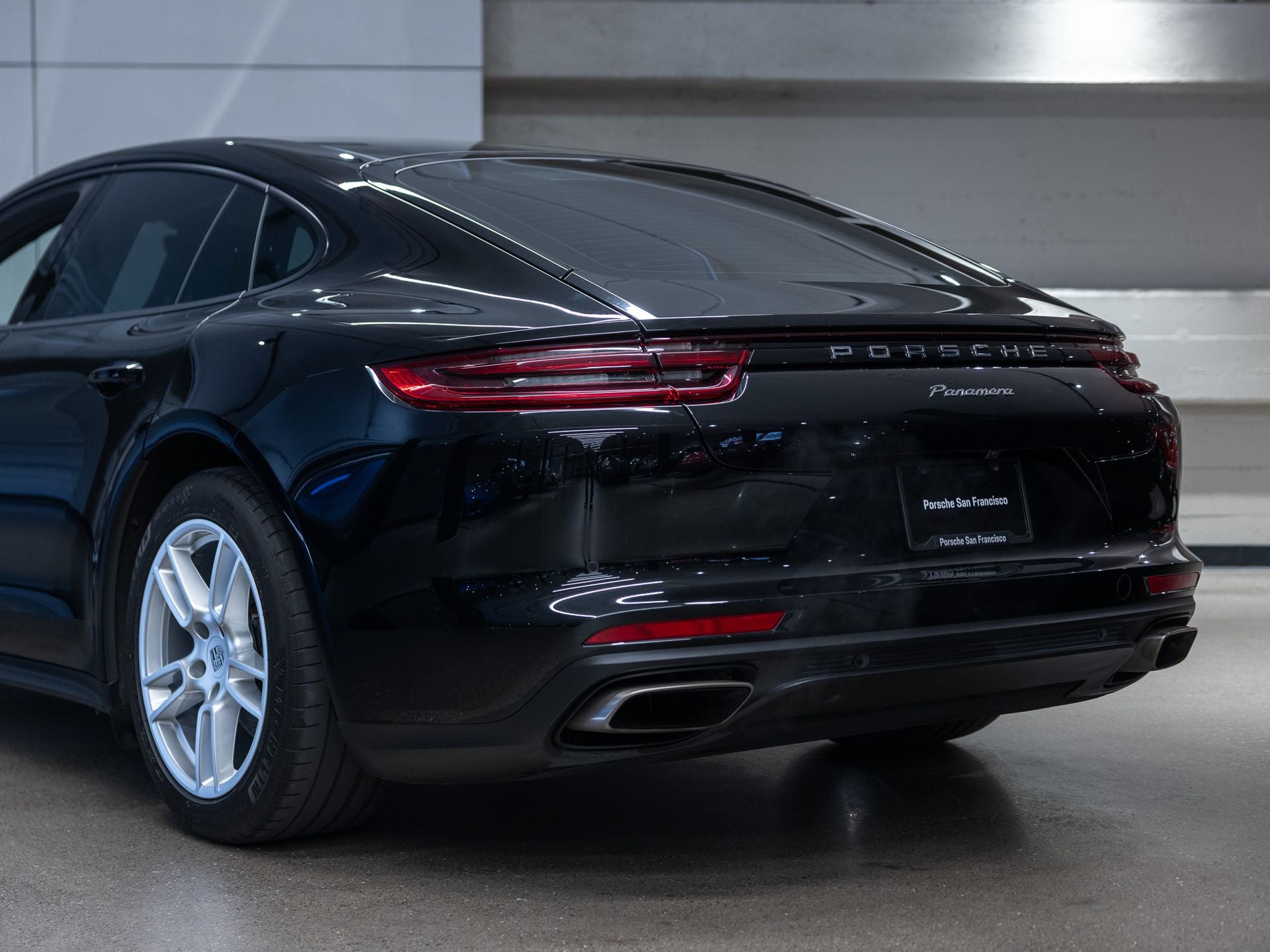 2020 Porsche Panamera Base