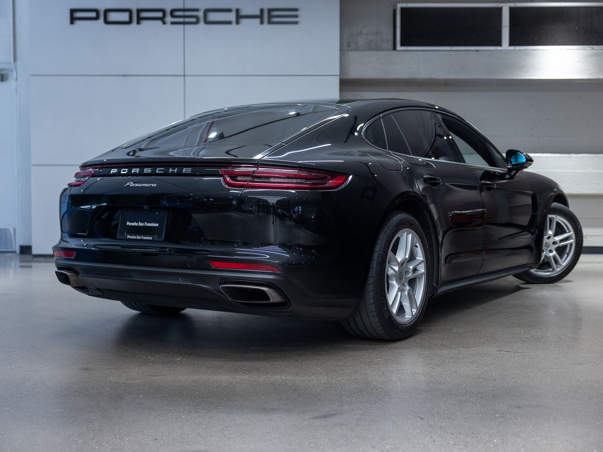 2020 Porsche Panamera Base