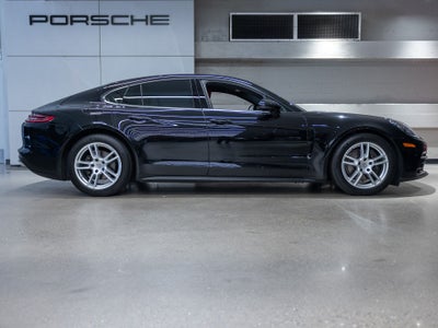 2020 Porsche Panamera Base