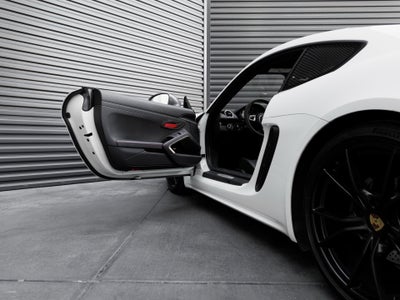 2020 Porsche 718 718 Cayman T