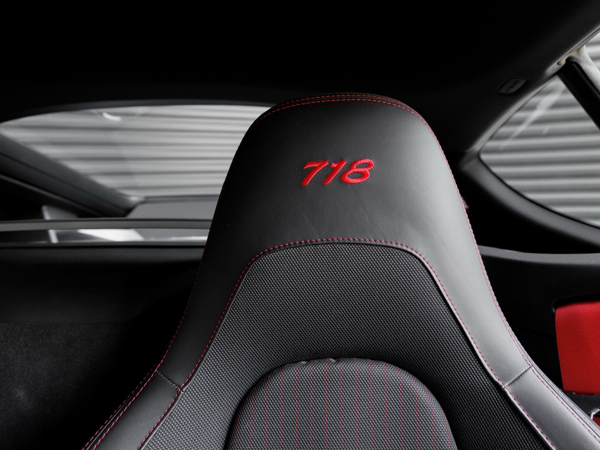 2020 Porsche 718 718 Cayman T