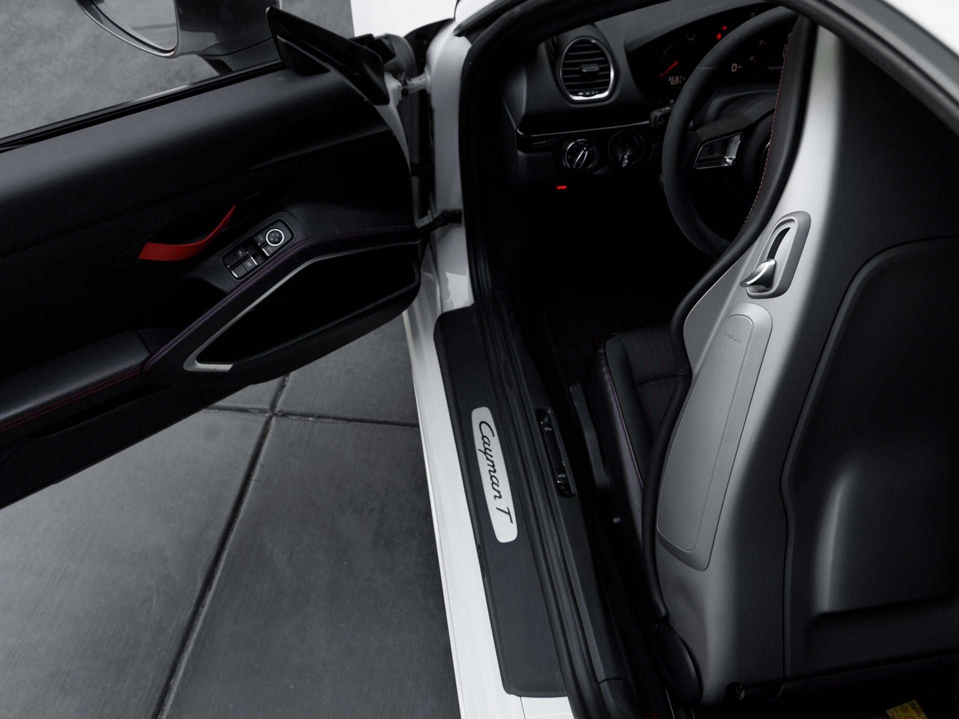 2020 Porsche 718 718 Cayman T