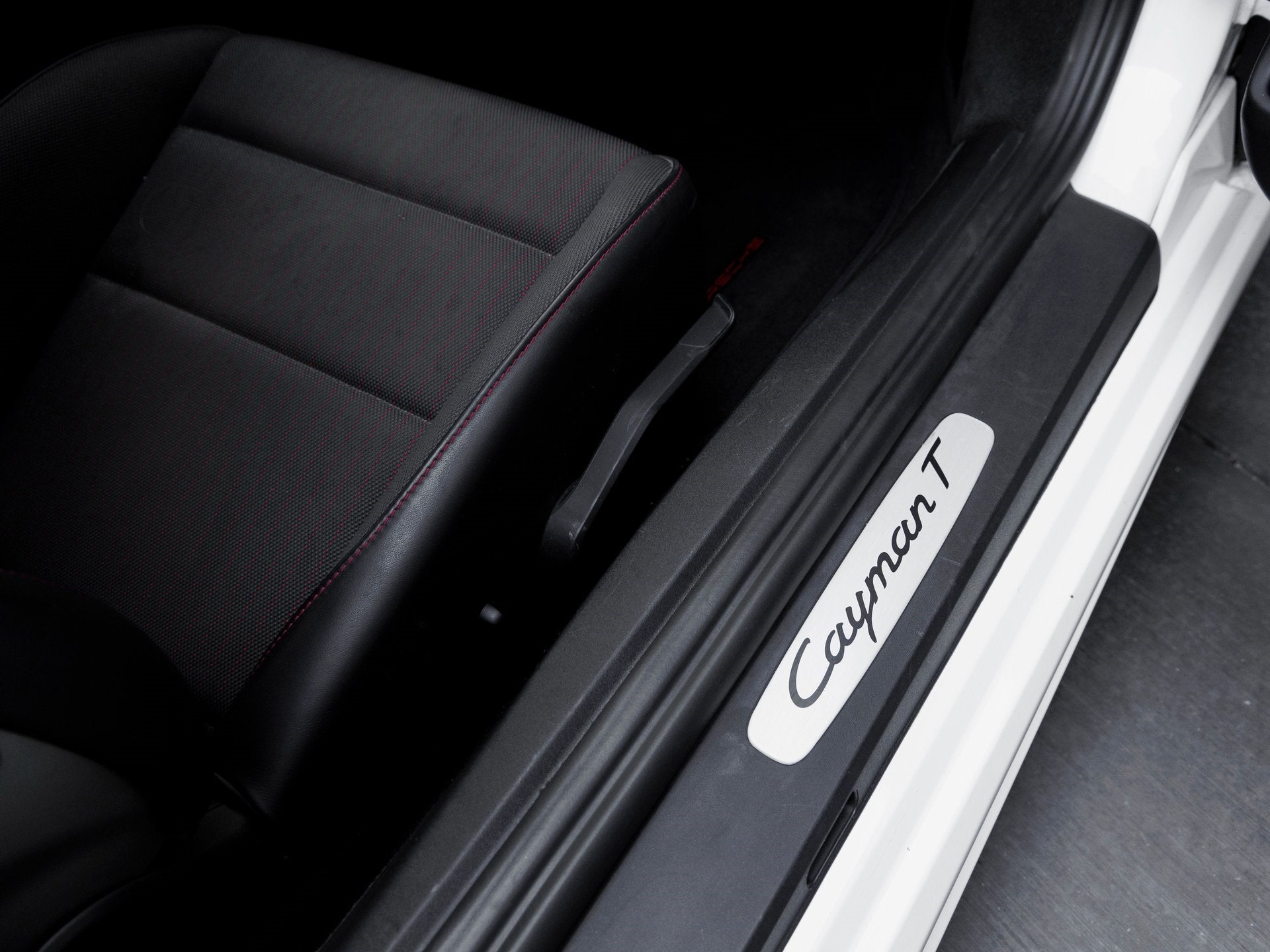 2020 Porsche 718 718 Cayman T