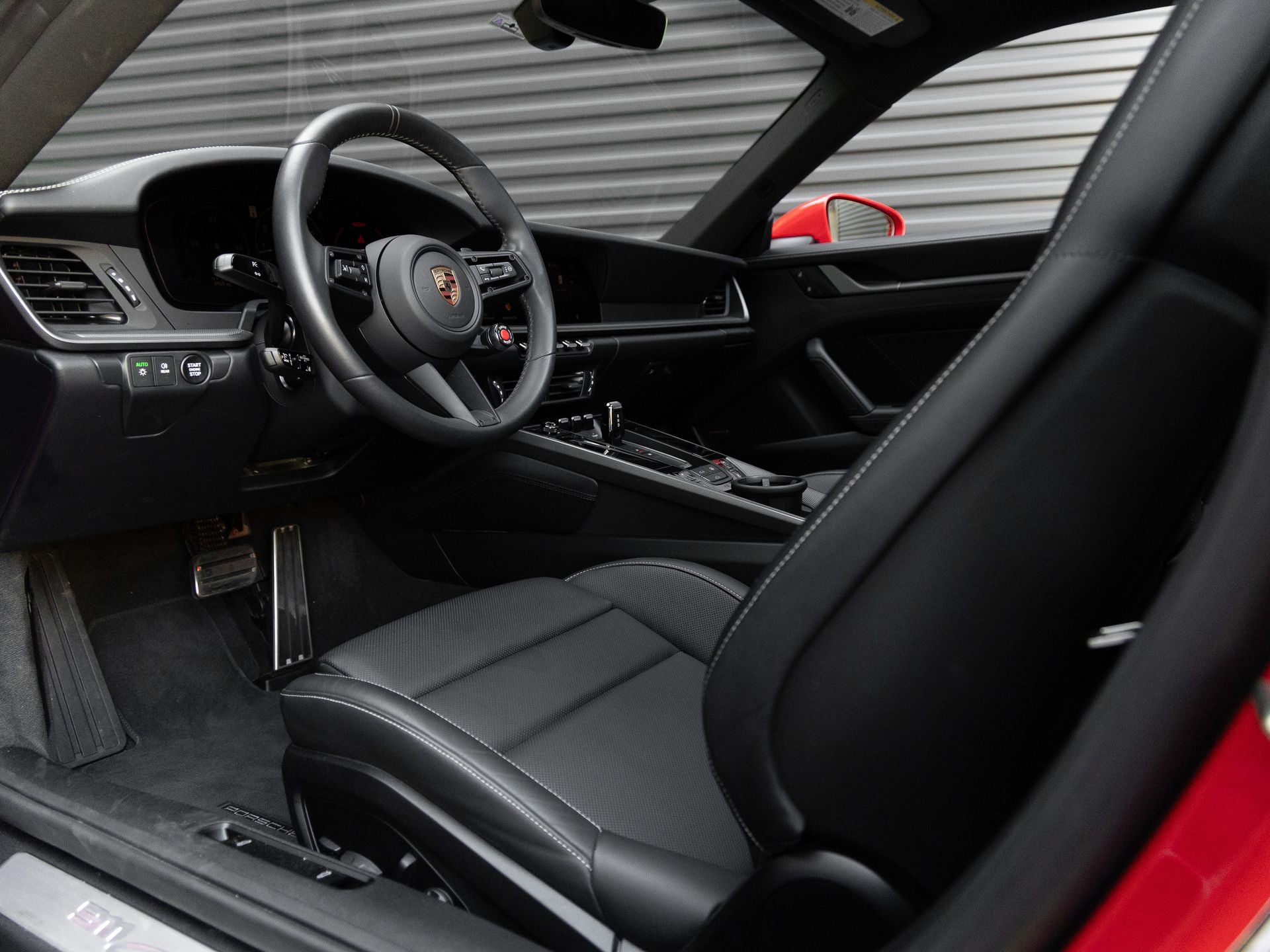 2025 Porsche 911 Carrera